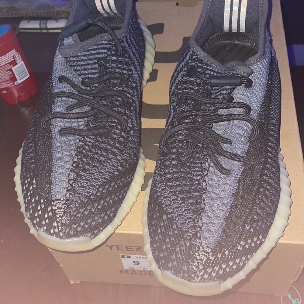 I bought them, never wore them and want to sell them